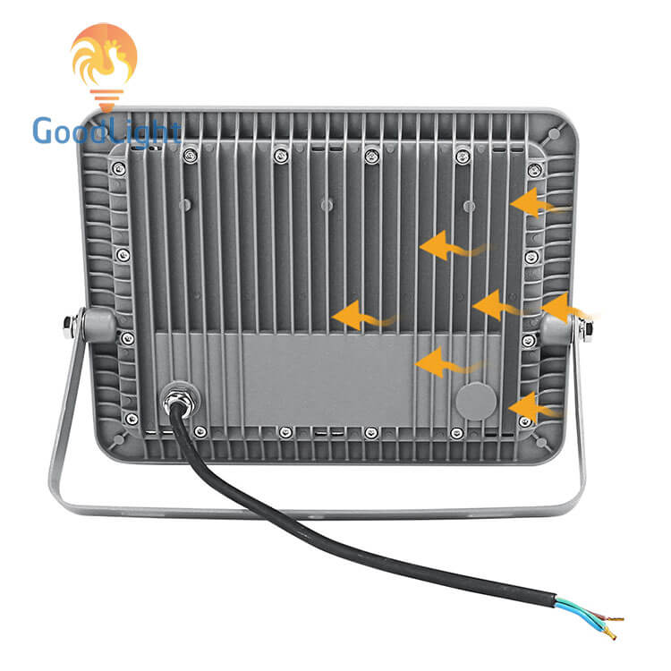 Đèn Pha Led Thấu Kính 50W P21 4 Thiết Kế Đèn Pha Led Thấu Kính 50W P21