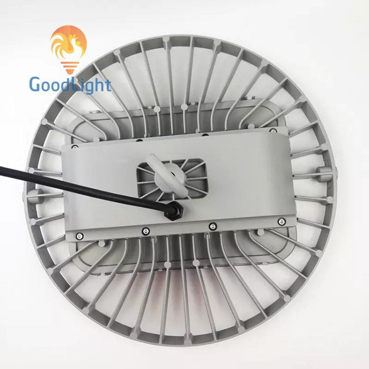 Đèn Led Nhà Xưởng 100W X09-100 3 Mặt Sau Của Đèn Led Nhà Xưởng 100W X09-100