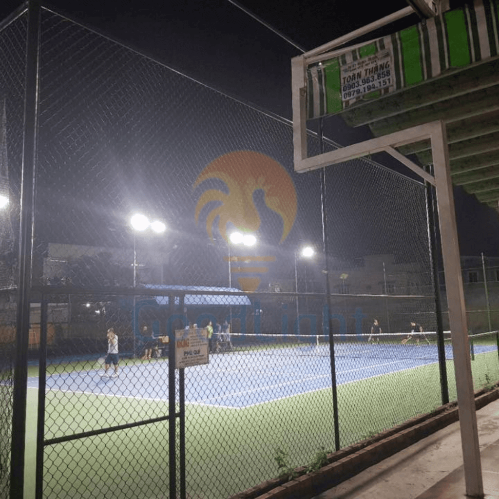 Feedback-Den-San-Bong