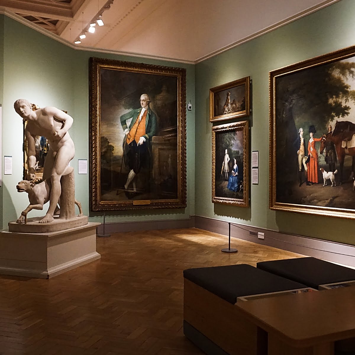 Chiếu-Sáng-Triển-Lãm