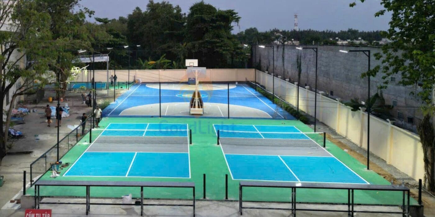 chieu sang san pickleball huong dan lap dat 11 2